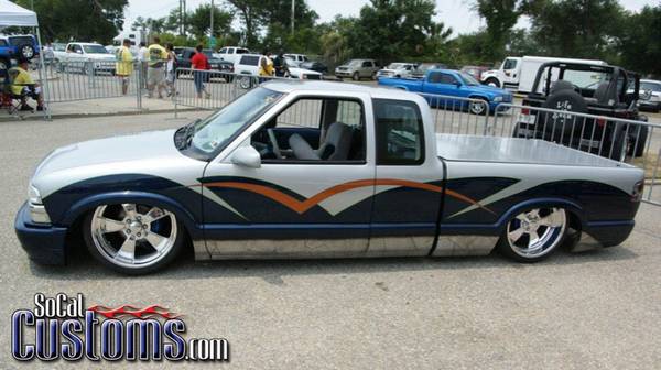bagged 2000 CHEVY S10 truck (new orleans)