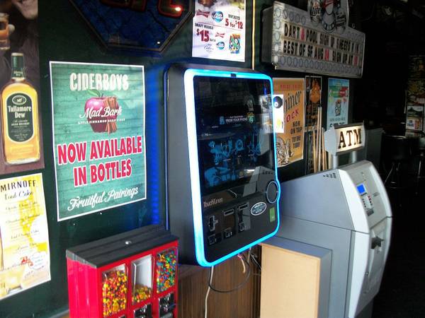 Bar Entertainment Services by Vending Company. Internet Jukebox, Pool,