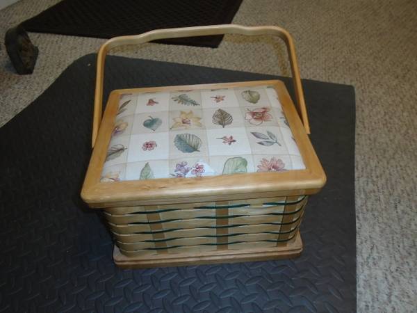 BASKET FOR SEWINGLIKE NEW