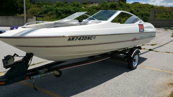 bayliner capri 16 boat