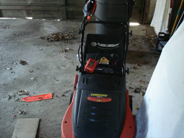 BD Lawn Mower Cordless Mowers 100 amp 200