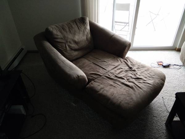 Beautiful chaise for sale