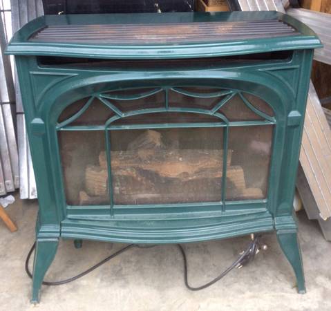 BEAUTIFUL VERMONT CASTINGS RADIANCE PROPANE STOVE