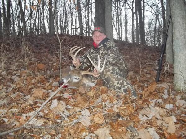 Big Corn Fed Indiana whitetail hunting package Your License Is Include