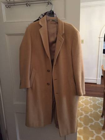 Bill Blass Camel Cashmere trench coat