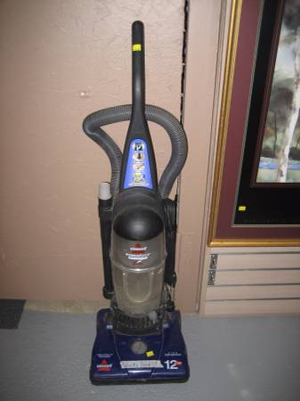 BISSELL POWERFORCE BAGLESS VACUUM NOW 60 OFF