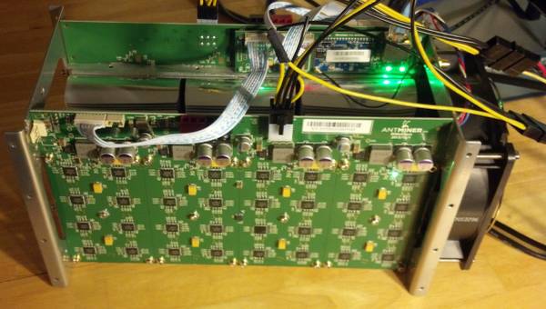 Bitcoin Miner Antminer S1 (used)