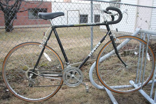 Black Schwinn Caliente Mens Road Bike All Original