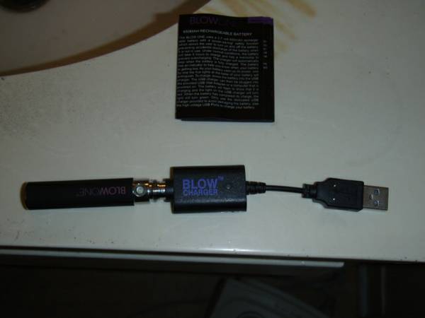 BLOWONE vape pen vaporizer battery 650Mah w usb charger