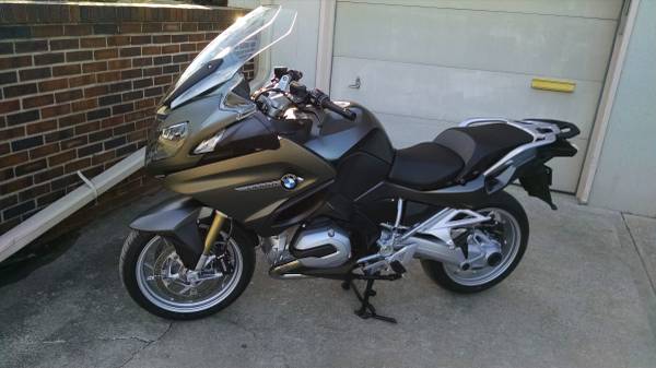 BMW 2015 R1200RT 3000 miles