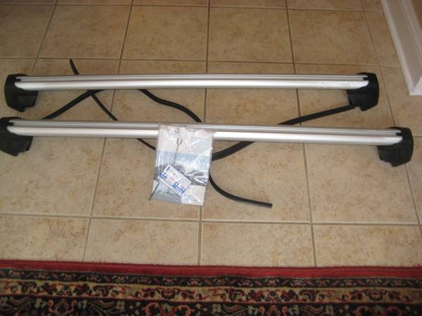 BMW ROOF RACK X 3 and Attachable Ski Rack