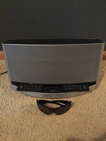 Bose SoundDock 10  150
