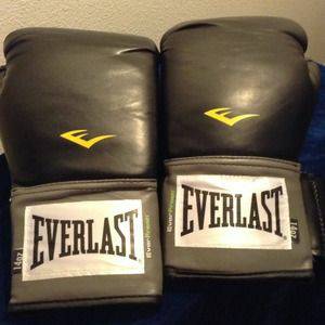 Boxing Gloves 16oz Everlast  BLack