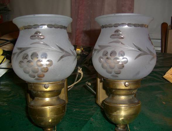 Bradley Hubbard sconce matched pair