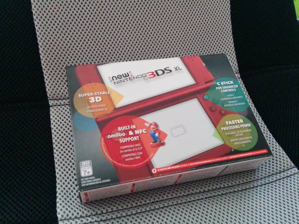 Brand New New Nintendo 3DS XL amp Majoras Mask 3D (amiibo support)