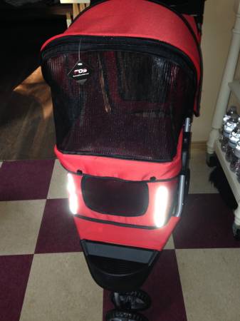 Brand new pet stroller (Rochester)