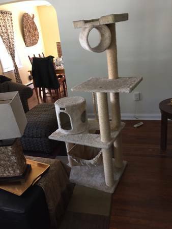 Cat Tree scratch post carpet amp sisal rope 50 70quot (Newark)