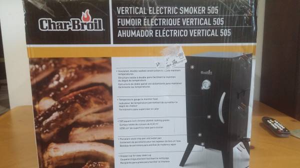 CHARBROIL ELECTRIC SMOKER 505