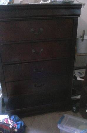 Chest of Drawers MUST GO