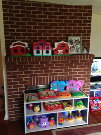 Toddler babysitter 175 a week (daily or PT care available) (fort Washington)