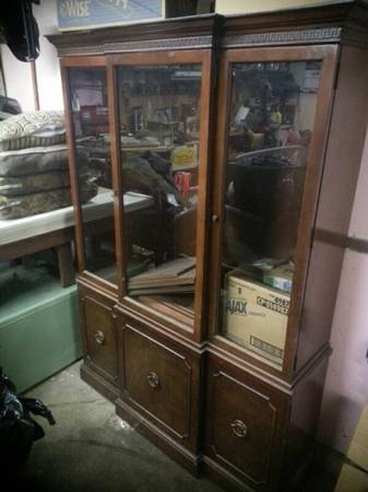 china cabinet with china