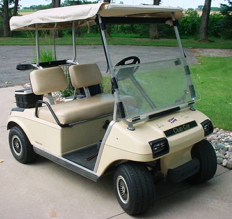 Club Car Golf Cart (Moorhead)