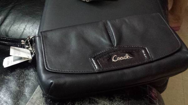 Coach Leather Flap Large Wristlet Wallet Convertible Mini Bag