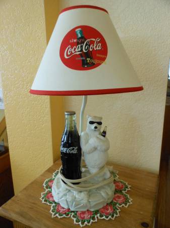 Coca Cola STANDING BEAR CHILLIN ICEBERG Table Lamp