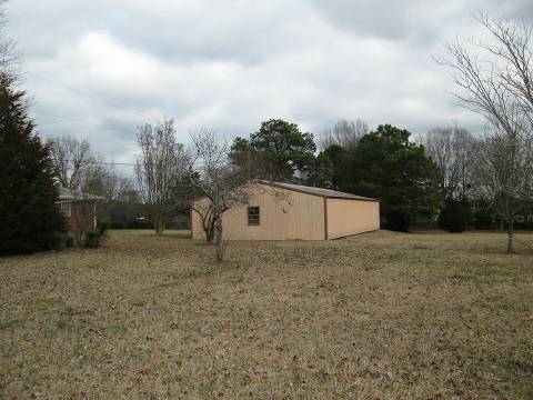 Commercial in Chapin (Chapin)
