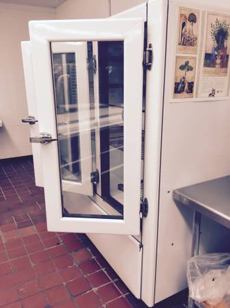 commercial refrigerator (Kent)