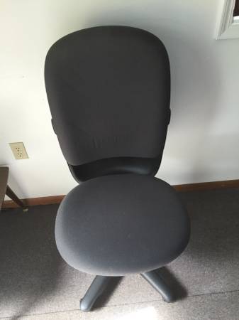 Computer chair