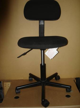 Computer Desk amp Chair (Hudson, Wis)