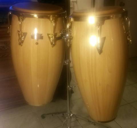 congas lg  300 or best offer