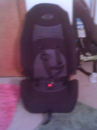 Cosco Carseat  very nice