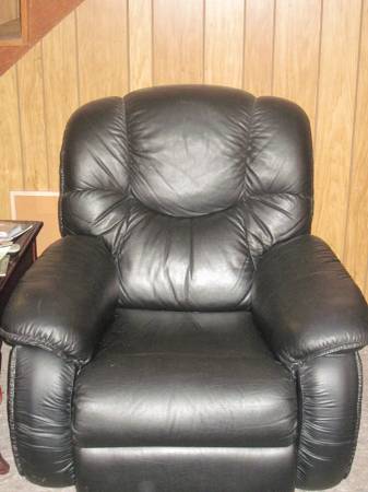 Couch amp Lazy Boy Recliner