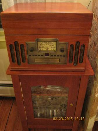 Crosleys Musician Stackable Stereo and Entertainment Cabinet