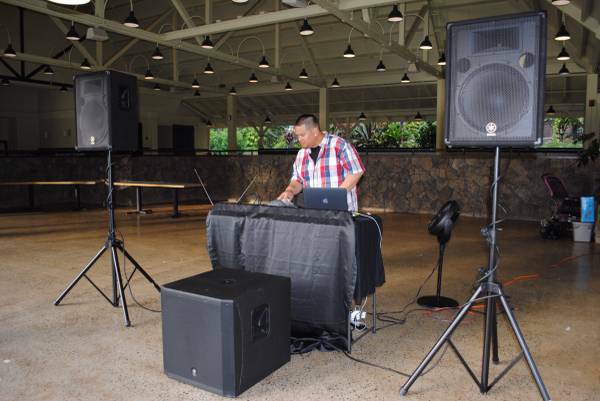 DJ Services Entertaining Thee Ears (Island Wide)