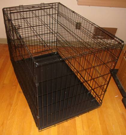 Dog kennel folding 42 inch new in sealed box two door x nice go see
