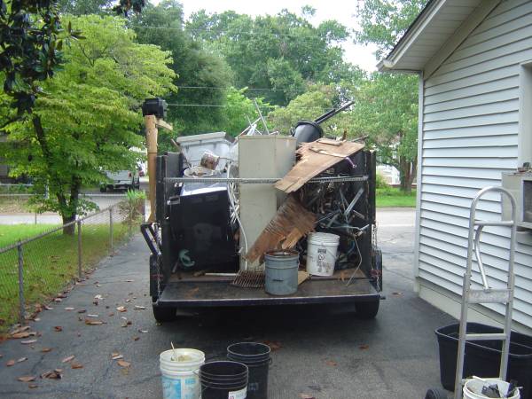 dont pay to remove we offer FREE REMOVAL OLD APPLIANCESSCRAP ANYDAY (6035557 ,WE HAUL,SAME DAY)