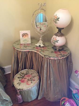 Dressing Table with stool