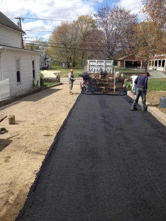 driveways asphalt paving, asphalt millings, gravel (RI,CT,MA)