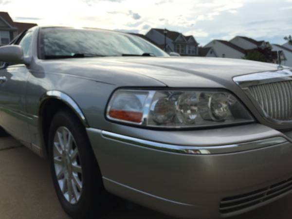 Driving services, Lincoln Town car (anywhere)