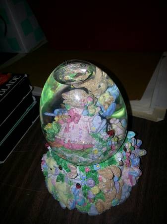 Easter snow globe musicical glass Easter bunny rabbits