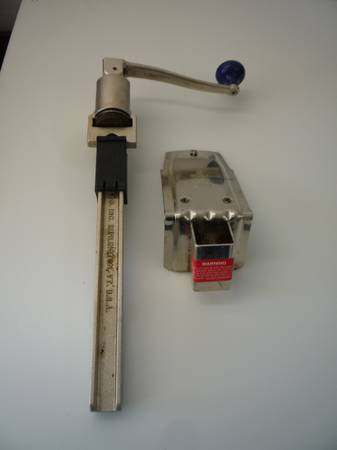 EDLUND   COMMERCIAL   1 CAN OPENER