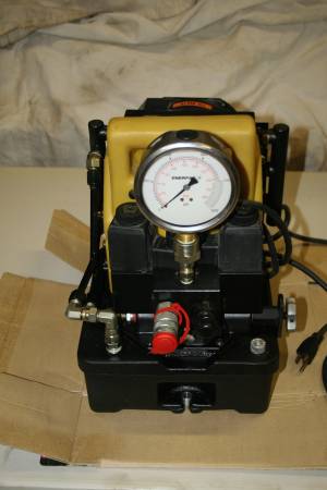 EnerPAC  Hydraulic Torque Wrench Power Unit