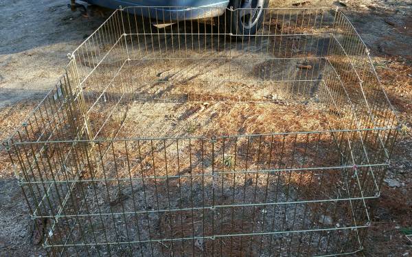 Exercise pen for pup or  40. (Epping)