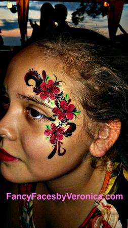 FACE PAINTER and balloon artist   FACE PAINTING (DFW and surrounding areas)