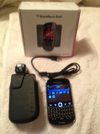 FACTORY UNLOCKED BlackBerry Bold 9900