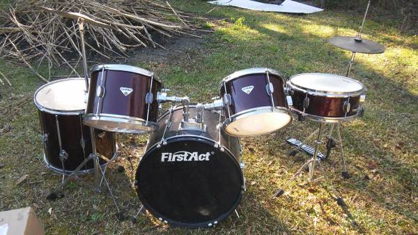first act drum set