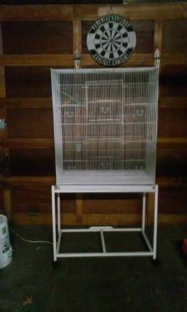 Flight cage on rolling stand 40.00 (s.e. Portland)
